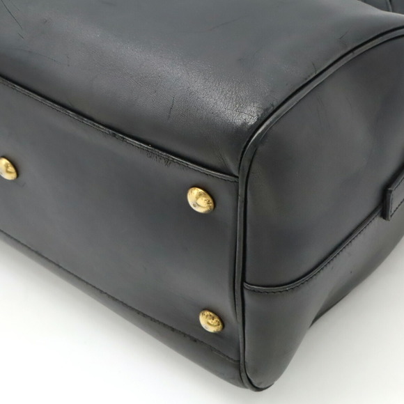 Saint Laurent Classic Duffle 6 Handbag Leather Black - Picture 3 of 9